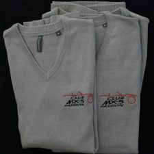 Pulls en V Gris