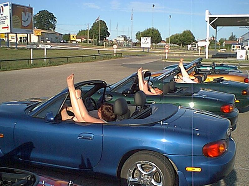 miata french cancan9
