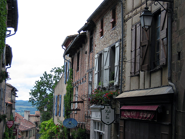 Cordes-sur-Ciel-13rz
