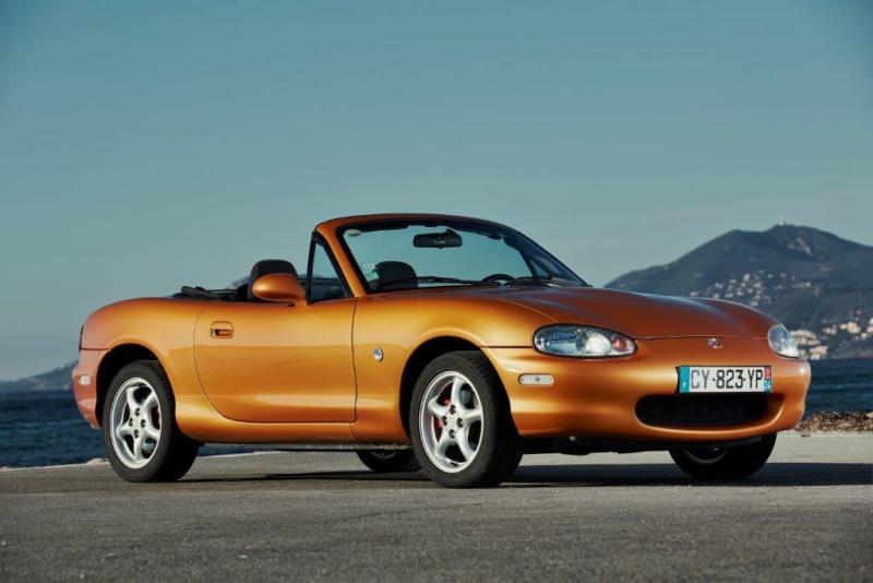 MX-5 2ndGeneration Still 01